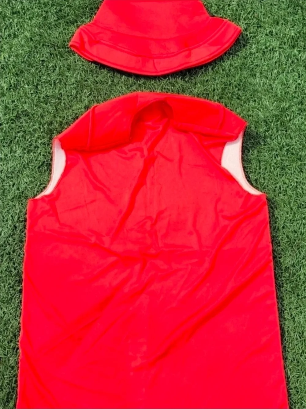 Red 'KETCHUP' Graphic Vest Kids Size 7/8 Costume